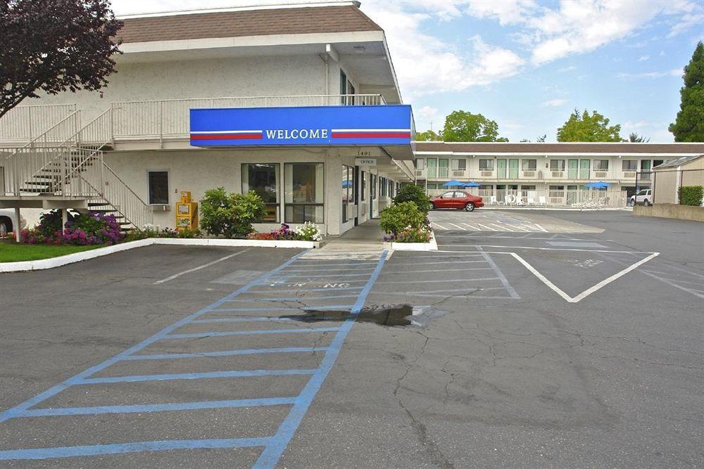 Motel 6-Salem, Or Екстер'єр фото