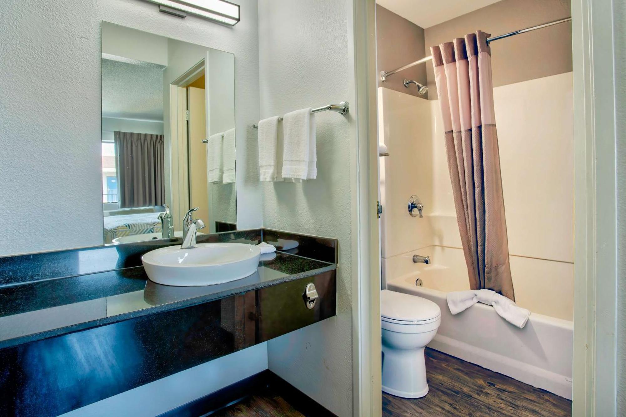 Motel 6-Salem, Or Екстер'єр фото